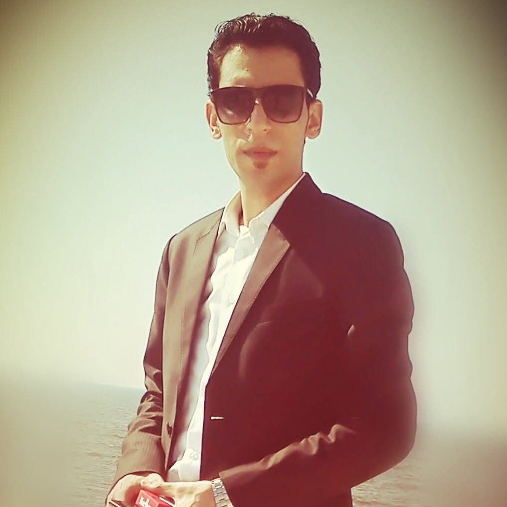 محمود عبدالغني مؤسس أون ويب